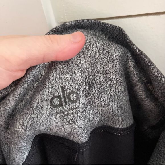 Alo Yoga Airbrushed High Waisted Leggings Silver Black - Picture 5 of 7